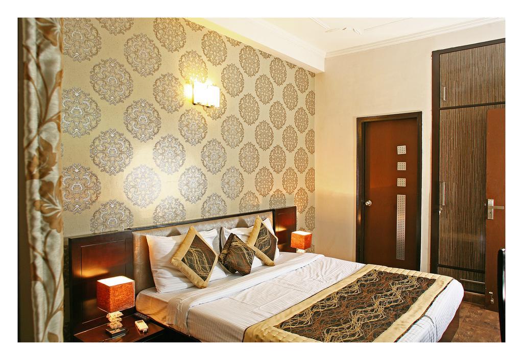 Evergreen 2Bhk Service Apartment Vasant Kunj Fortis Ilbs New Delhi Exterior foto
