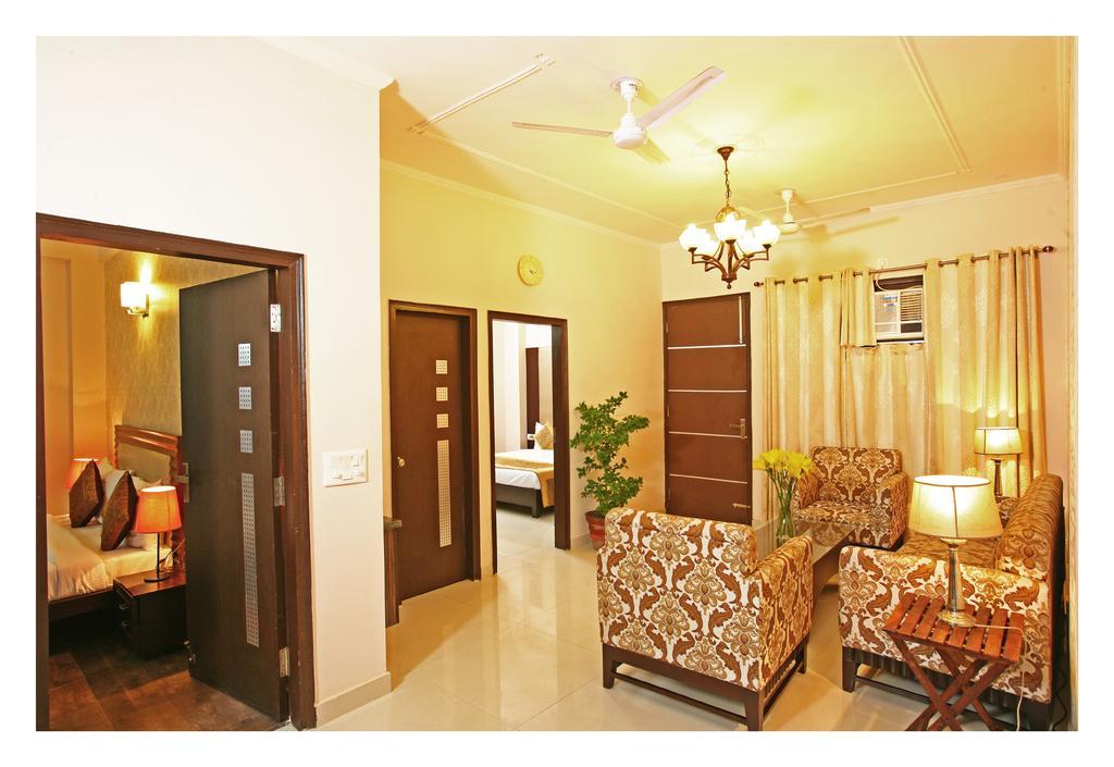 Evergreen 2Bhk Service Apartment Vasant Kunj Fortis Ilbs New Delhi Exterior foto